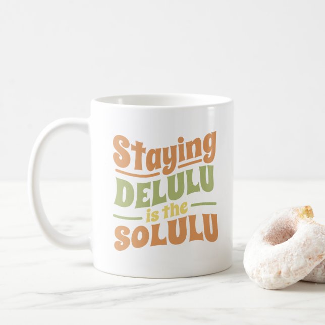 STAYING DELULU ÄR SOLULU GROOVY STIL KAFFEMUGG (Med munk)