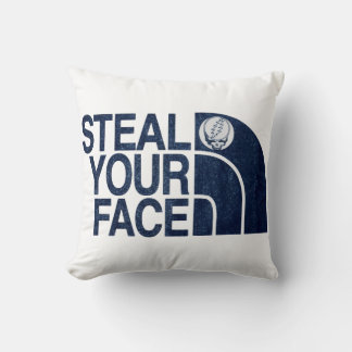 Steal Your Face Throw Pillow Kudde