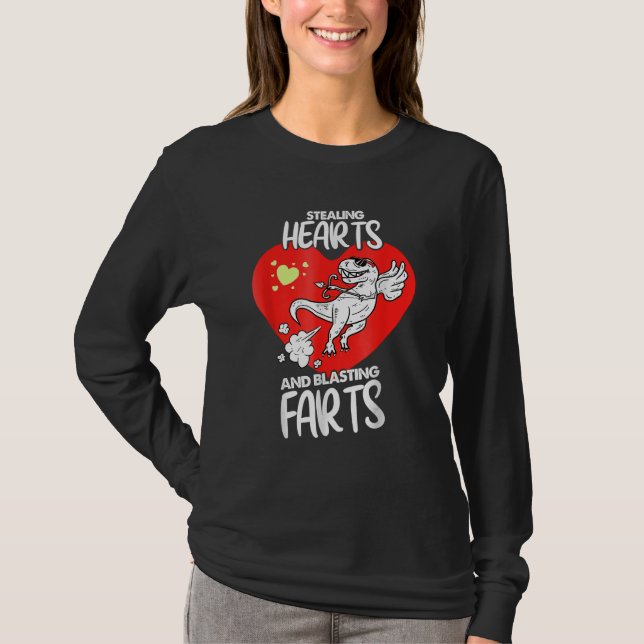 Stealing Hearts And Blasting Farts Dino Cupid Vale T Shirt (Framsida)