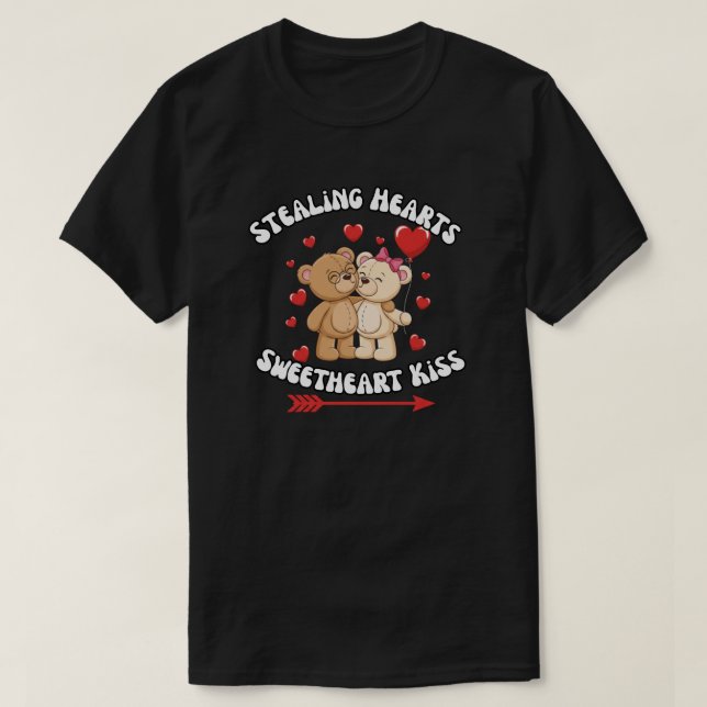 Stealing Hearts Sweetheart Kiss Teddy Bear T Shirt (Design framsida)