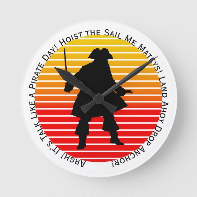 Steampunk Buccaneers Prata som en pirat Dag Argh! Rund Klocka (Framsida)