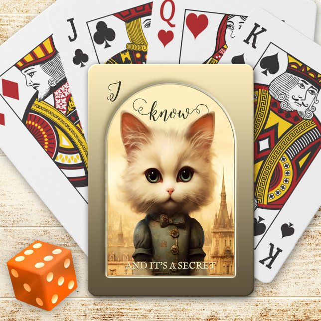 Steampunk Cat Mörk Humor Casinokort (Playing cards featuring a steampunk cat that is not going to show you her cards .. it's secret)