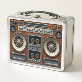 Steampunk-inspirerad metallunchen med kassettadio