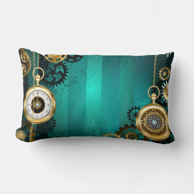 Steampunk Jewelry Watch on a Grönt Background Lumbarkudde (Framsida)