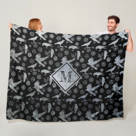 Steampunk Silver Zinc-växlar och Kråkor Monogram Fleecefilt