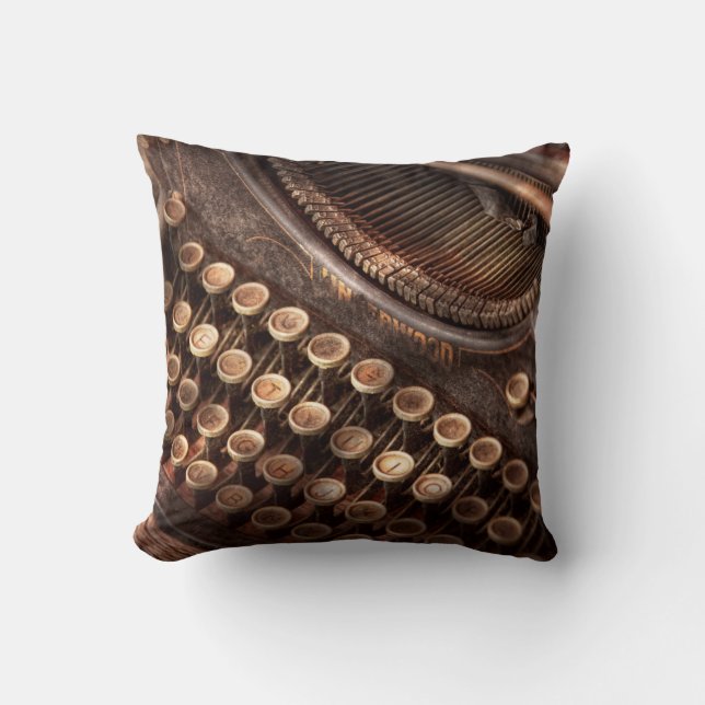Steampunk - skrivmaskin - för tuckered för att kudde (Framsida)
