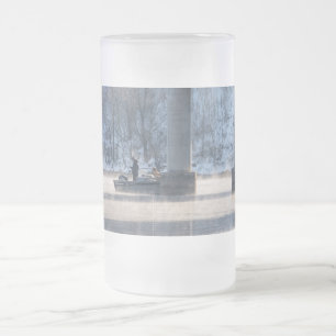 Steamy Winter Fishing Bord Sten Sjö Frosted Glas Frostat Ölglas