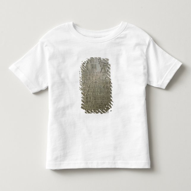 Stela som firar minnet av jordfästningen av apisna t-shirt (Framsida)