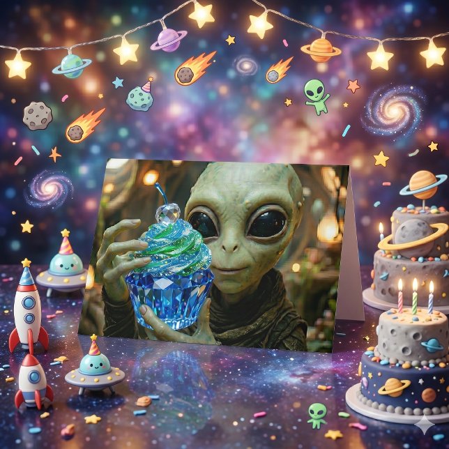 Stellar Alien Kristallin Cupcake Födelsedag Kort (Skapare uppladdad)