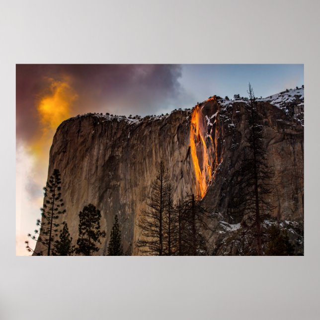 STEN BILDNING MED LAVA UNDER DAGEN POSTER (Framsidan)