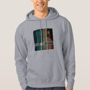 Sten klättrar i vintagen hoodie