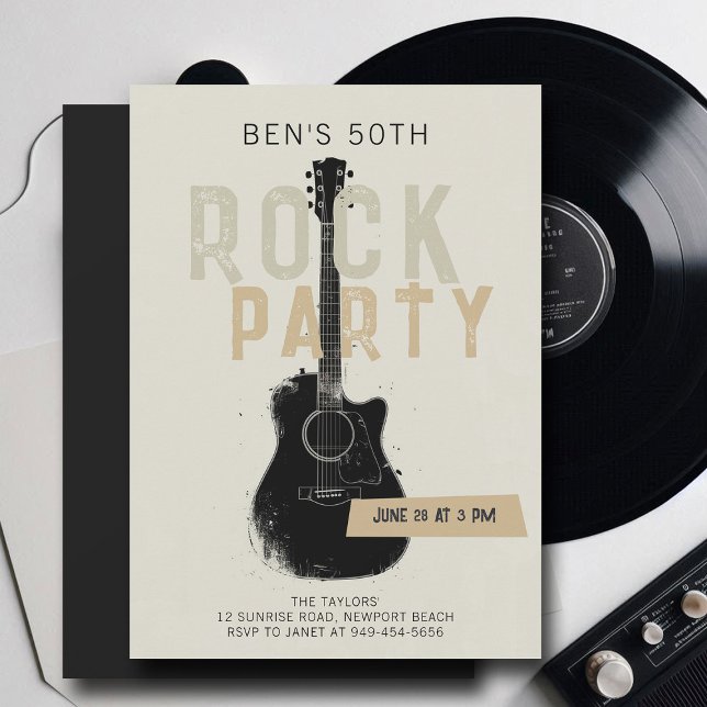 Sten Party Black Guitar Vuxen Modern Roligt Födels Inbjudningar (music fest rock adult birthday party invitation men modern fun black electric guitar musician)