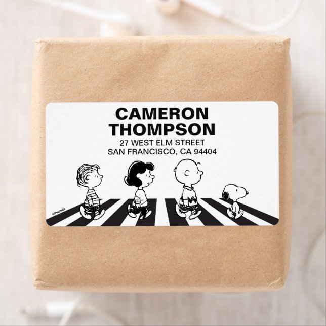 Sten Tees | Group Walk | Lägg till ditt namn Fraktsedel (Insitu)