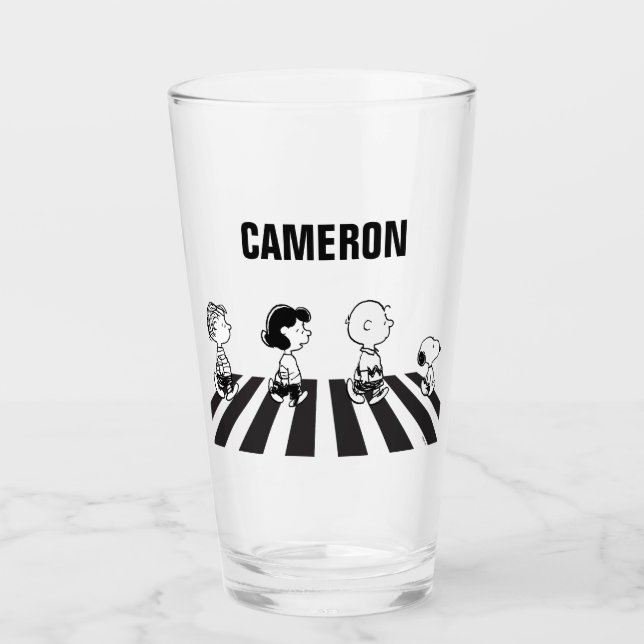 Sten Tees | Group Walk | Lägg till ditt namn Glaskopp (Framsida)