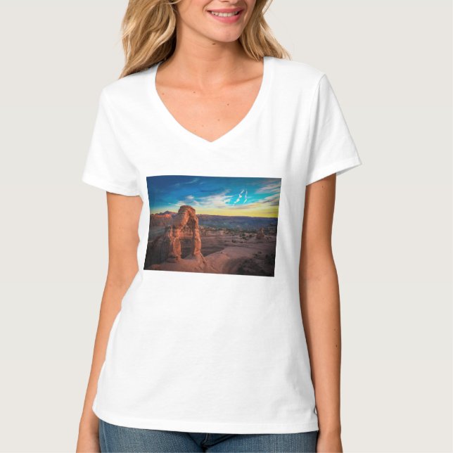 Stenbåge T Shirt (Framsida)