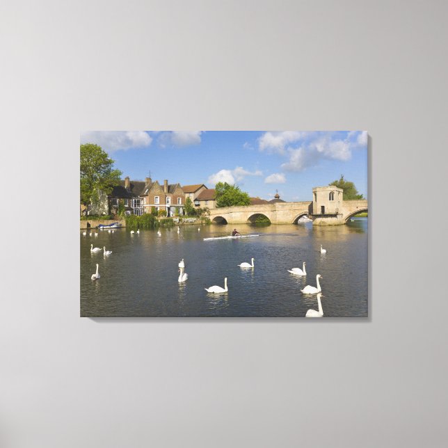 Stenvalvsbro och floden Ouse, St Ives, Canvastryck (Framsida)