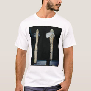 Stenyxor som är förhistoriska t-shirt