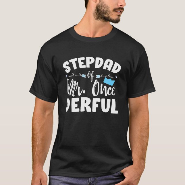 Stepdad av Onederful 1:a födelsedag 1:a dagen T Shirt (Framsida)