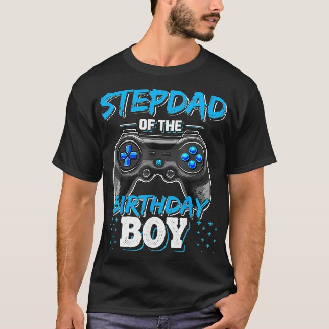 Stepdad från Birthday Boy Matching Video Game Bi T Shirt (Framsida)