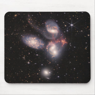 Stephans Quintet 5 Galaxies i Deep Fält Musmatta