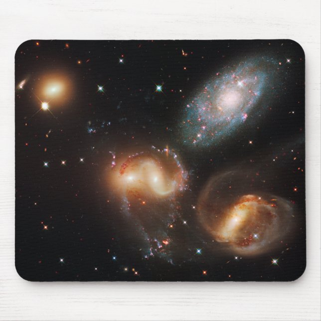 Stephan's Quintet Galaxy Cluster Musmatta (Framsidan)