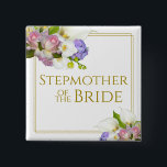 Stepmor för Blommigten av Bride Elegant-kluster Knapp<br><div class="desc">Denna vackra Stepmor på Bride-knappen eller brickan är perfekt för möhippan eller repetitionsmiddagen. Det är ett underbart sätt att identifiera denna mycket speciella gäst vid bröllop firande. Eleganten är utformad med guld gräns och bokstäver, med ett kluster av vår blommor som rosa ros, vita orkidéer, kalla lilies och lila hydrangea....</div>