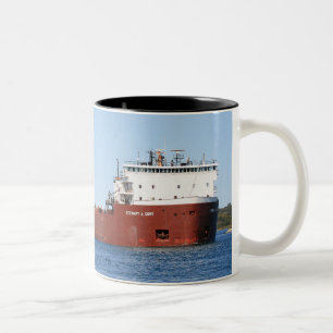 Stewart J. Cort Underbar Sjöar Freighter Coffee Mu Två-Tonad Mugg