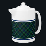 Stewart Klan Hunting Tartan Grönt och Blue Play<br><div class="desc">Tekanna med en grönt av skog,  mörk blått,  röd,  gult och svart skotsk plaid mönster. Traditional Klan Stewart-familjjakttartan,  inklusive Spruill sept. Välj mellan två storlekar. Matchning av tekopp och mugg finns tillgänglig.</div>