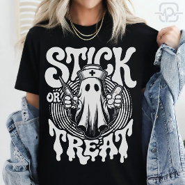 Stick Or Treat Spöksköterska Rolig Halloween RN CN T Shirt