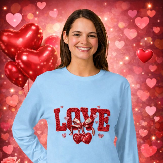 Stickad Love Damtröja  T Shirt (Skapare uppladdad)