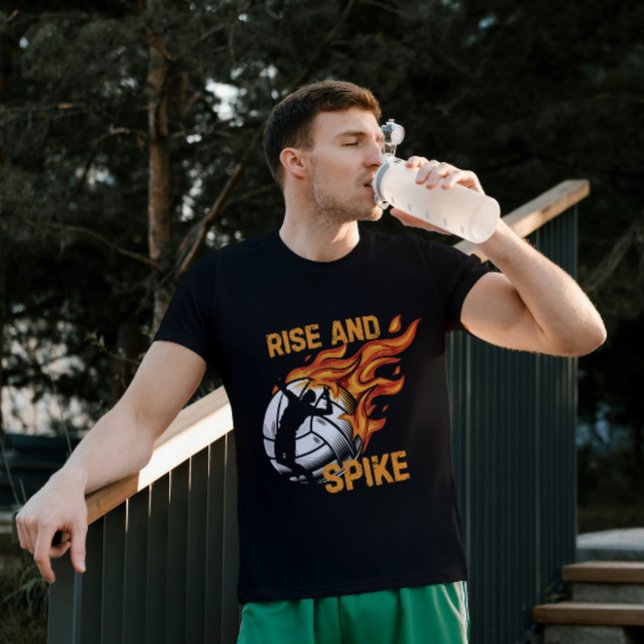 Stiga upp och Spike Funny Volleyball T-Shirt (Skapare uppladdad)