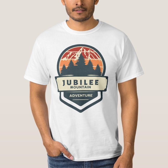 Stigande stigning och vandring i jubileumsberget t shirt (Framsida)