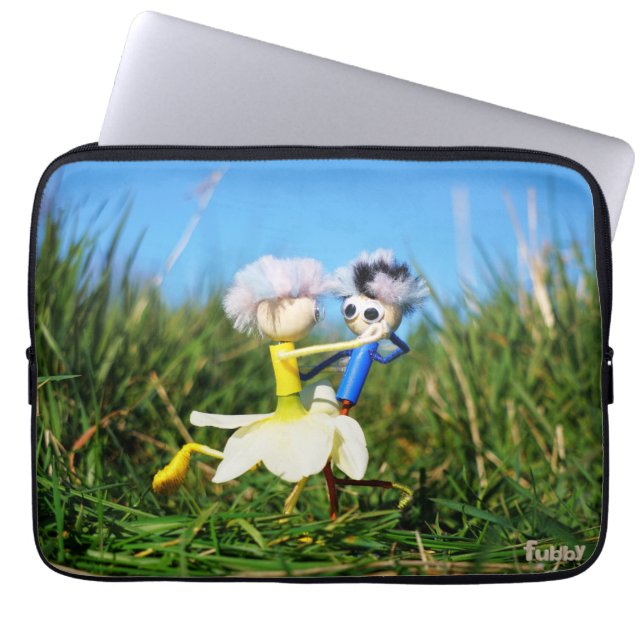 Stijldansende Fubby's in Narcissen jurk. Laptop Fodral (Framsidan)