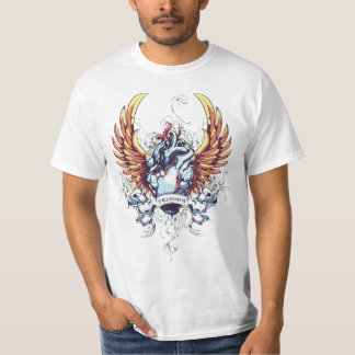 Stil för frihetshjärtatatuering tee