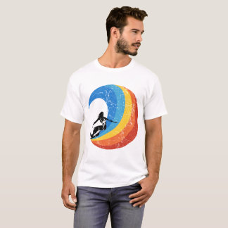 Stil för surfareflickavintage vinkar surfa t shirt