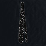 Stil Slips<br><div class="desc">En slips är inte bara ett tillbehör - det är ett påstående. Vår designade bindningssamling tillför personlighet, kraft och poleri till alla enheter. Från eleganta fasta till fet utskrift är varje biet konstruerad för att öka din närvaro, oavsett om det är i boardrummet eller i efterdyningarna av party. De här...</div>