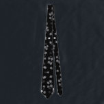 Stil Slips<br><div class="desc">En slips är inte bara ett tillbehör - det är ett påstående. Vår designade bindningssamling tillför personlighet, kraft och poleri till alla enheter. Från eleganta fasta till fet utskrift är varje biet konstruerad för att öka din närvaro, oavsett om det är i boardrummet eller i efterdyningarna av party. De här...</div>
