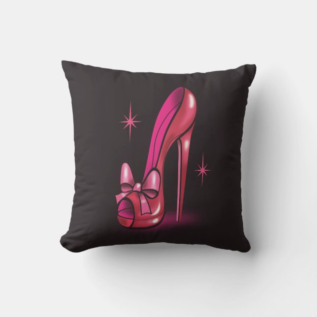 Stiletto Shoe Pillow by Fluff Kudde (Framsida)