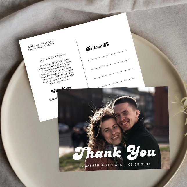 Stilfull Retro Svart Vitt Bröllop Tack Foto Vykort (Retro black and white thank you postcard adds stylish charm while sharing your wedding memories.)
