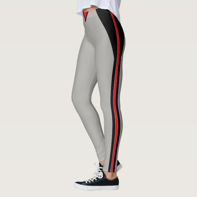 Stilfull svart och röd randig på ljust silvergrå leggings (Vänster)