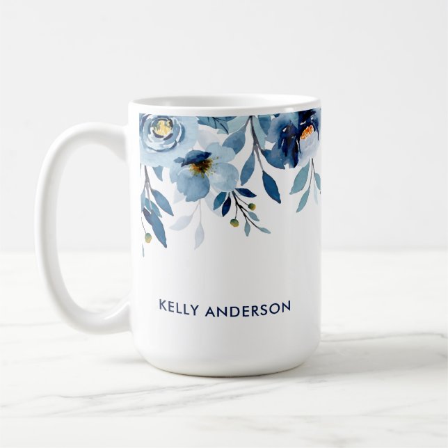 Stilfullt monogram Blått vattenfärg blommotiv Kaffemugg (Vänster)