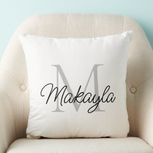 Stilfullt monogram manusnamn  kudde