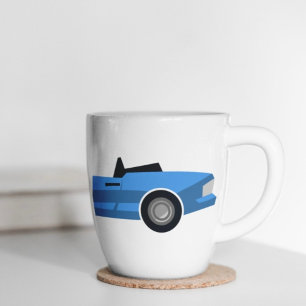 Stiliserad konvertibel sportbil med namn kaffemugg