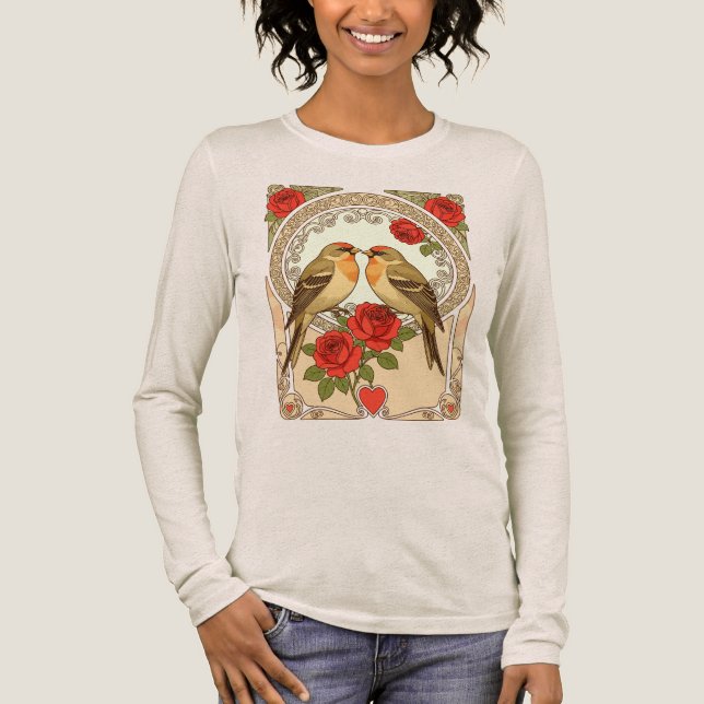 Stiliserade fåglar och röda rosor Art Nouveau T Shirt (Framsida)