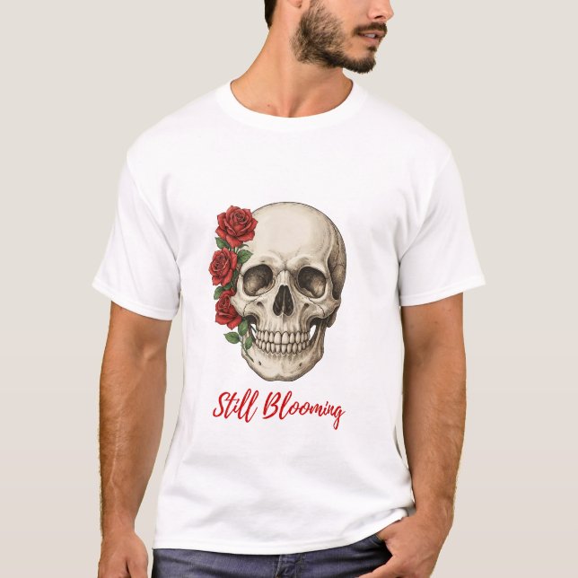 Still Blooming Skull & Red Roses T-Shirt (Framsida)