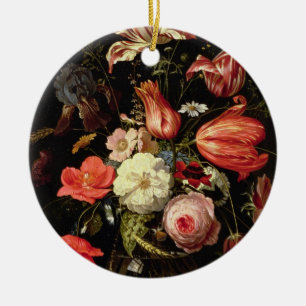 Stilleben av blommor på en avsats julgransprydnad keramik