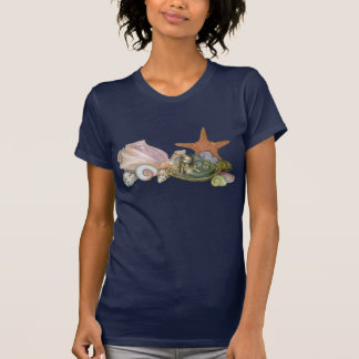 Stilleben med en sjöjungfruskjorta t-shirt