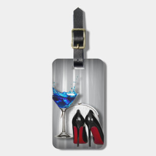 stilletos för flicka för glamourmartini bagagebricka