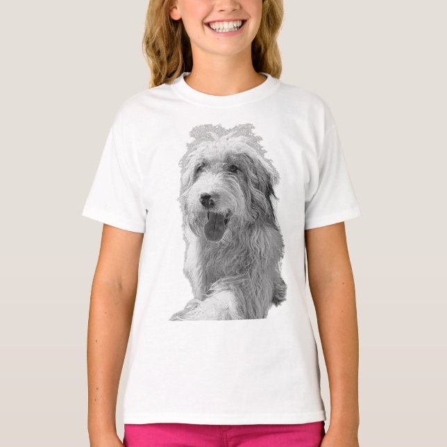 Stillness in Motion – Monochrome Dog Portrait T Shirt (Framsida)