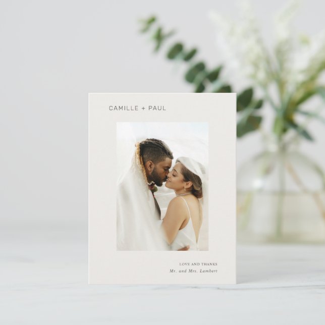 Stilren Neutral Foto Minimalistisk Bröllop Tack Kort (Stående Fram)